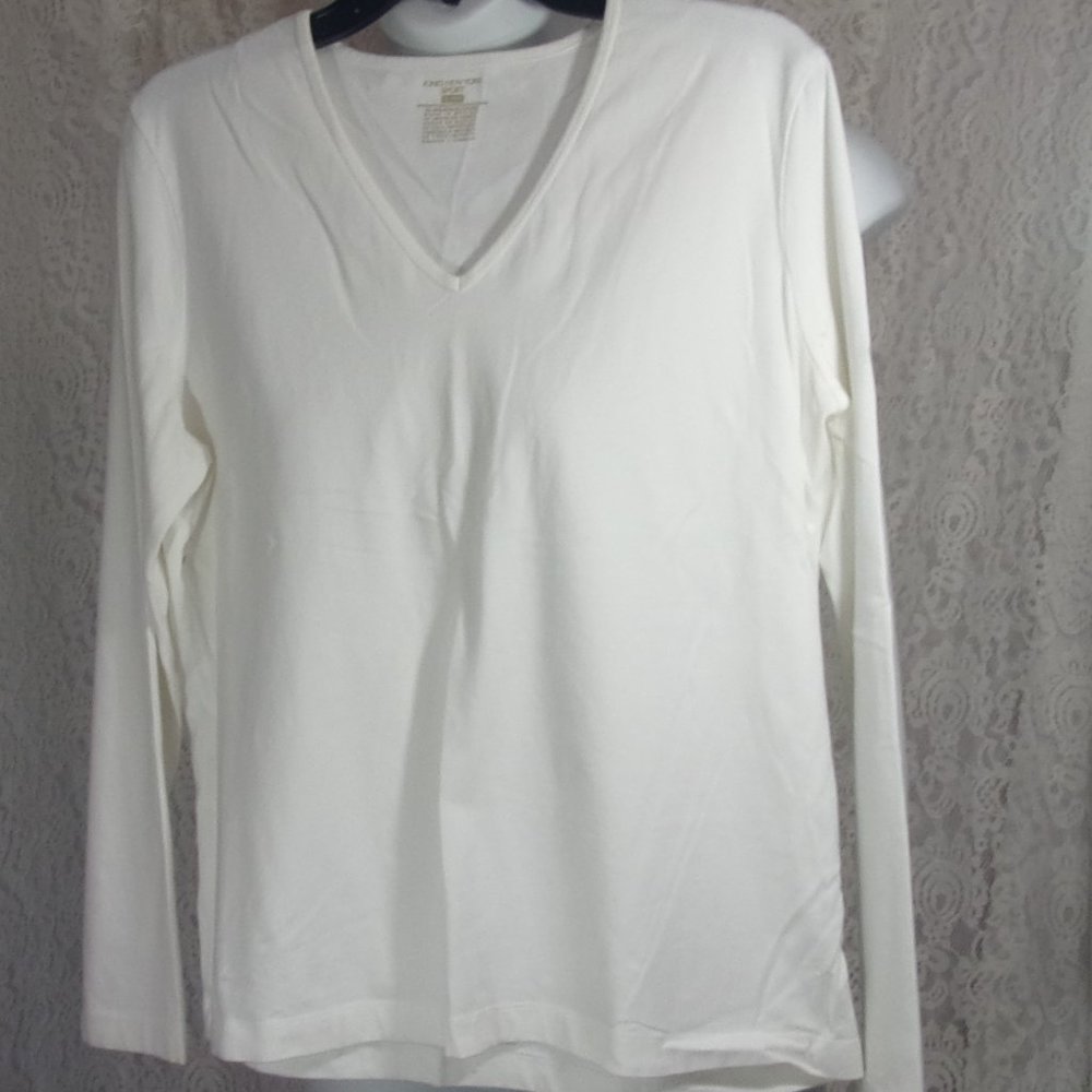 Jones NY Sport Knit V-Neck Top White NWOT